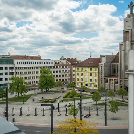 Perla Hradce 203 아파트 *