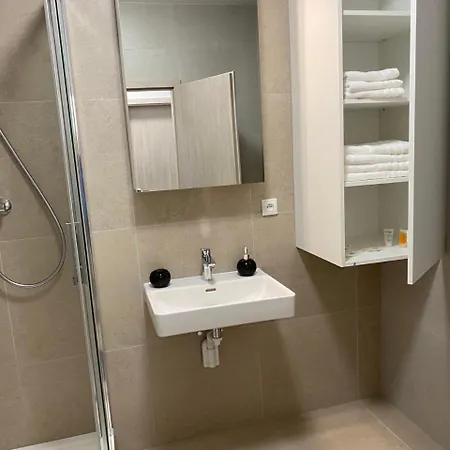 Apartmán Perla Hradce 203 *