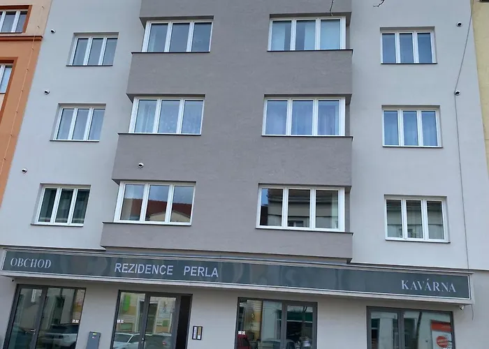 Perla Hradce 203 * Hradec Králové
